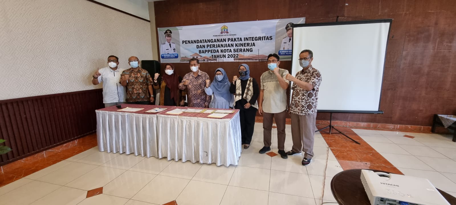 PENANDATANGANAN PAKTA INTEGRITAS DAN PERJANJIAN KERJA BAPPEDA KOTA SERANG