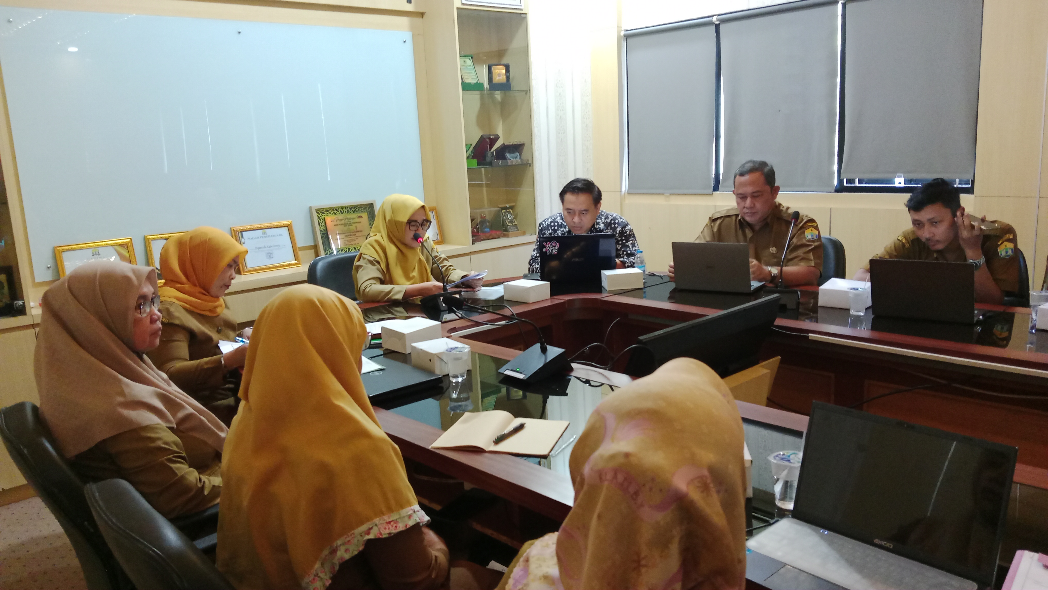 Bapperida Kota Serang Sosialisasikan Pengembangan SISKABANG untuk Perkuat Kebijakan Berbasis Bukti