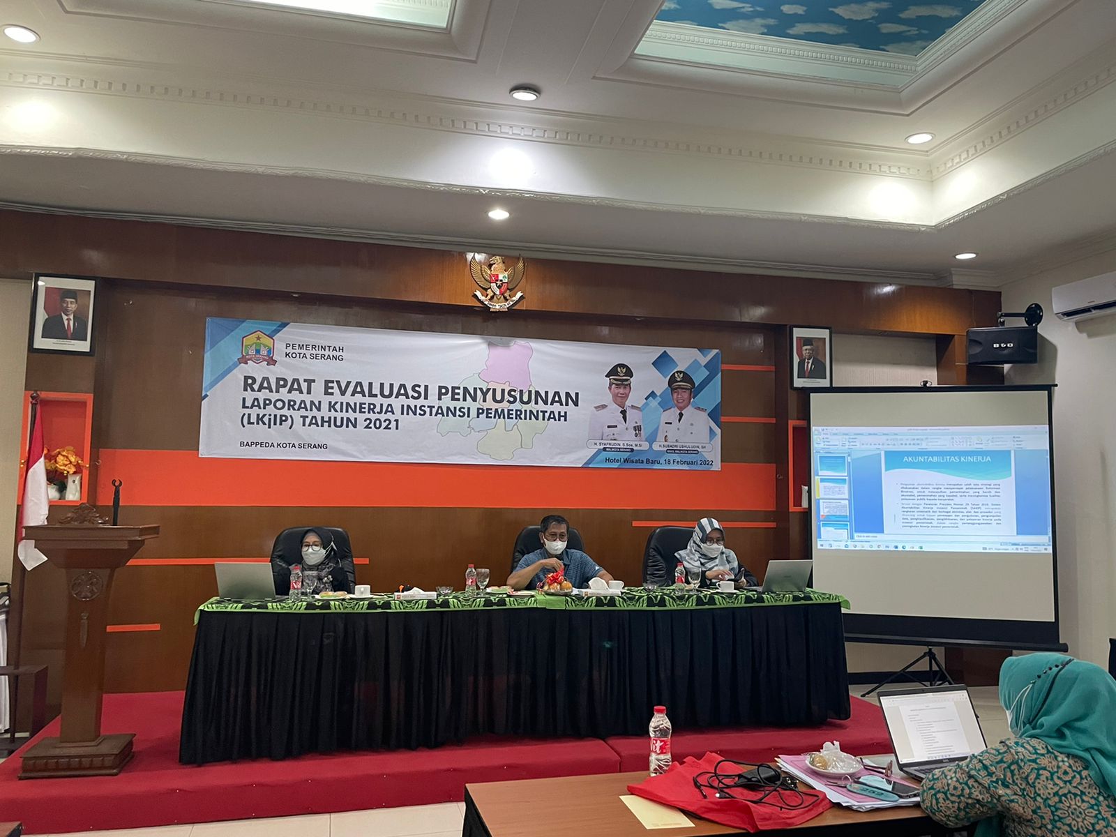 RAPAT EVALUASI PENYUSUNAN LKjIP BAPPEDA KOTA SERANG