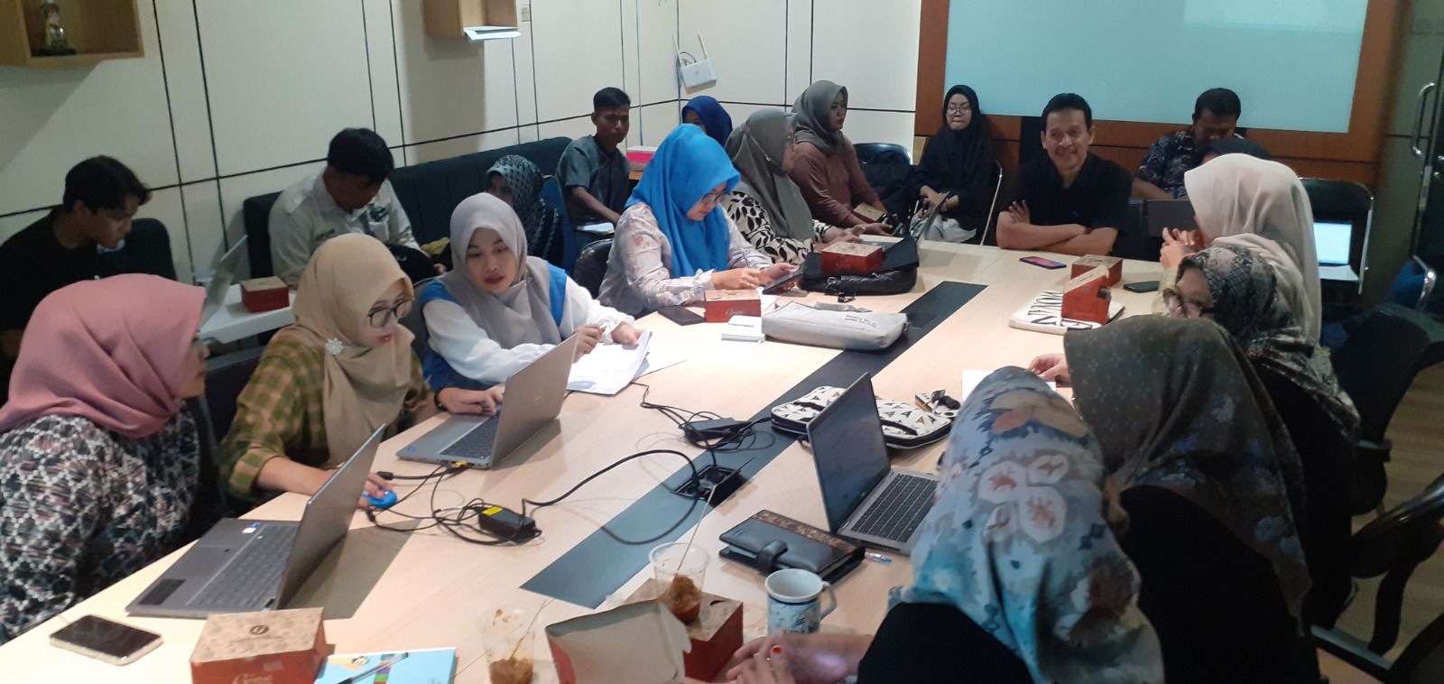 MONITORING DAN EVALUASI TRIWULAN I BIDANG PEREKONOMIAN  DAN SDA BAPPEDA KOTA SERANG